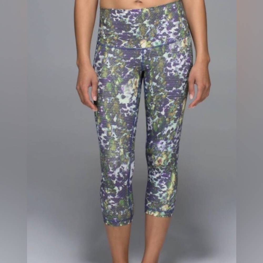 LULULEMON Women's Iris Wunder Under Crop Legging Luxtreme Activewear Multicolor